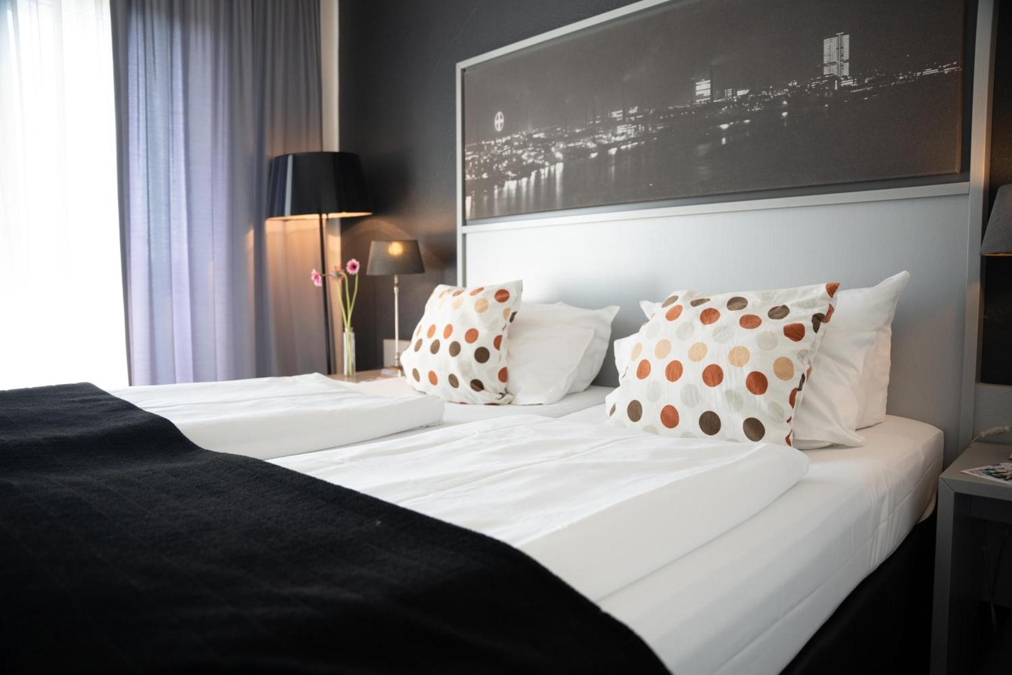 Hotel Medo Koeln Exterior photo